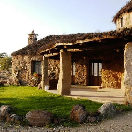 Gospodarstwo wiejskie Villaggio Antichi Ovili