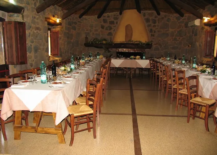 Villaggio Antichi Ovili * Orroli